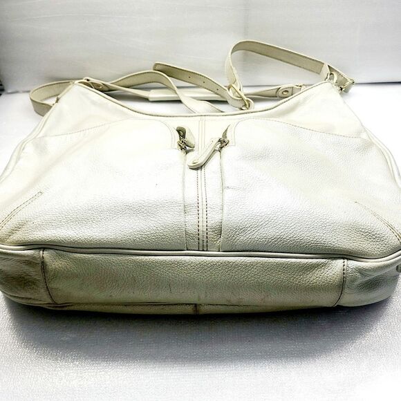 Maxx New York Leather Hobo Bag - Picture 4 of 7